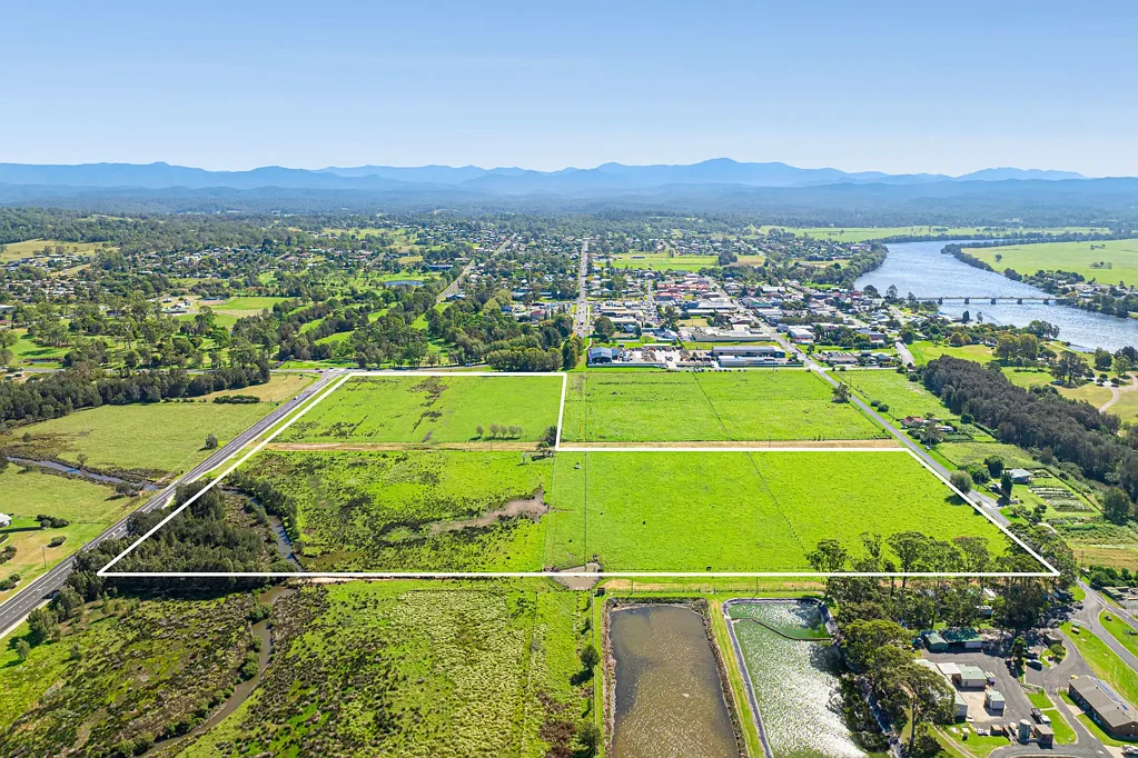 Moruya Numerous Titles Vacant Land Right in Town