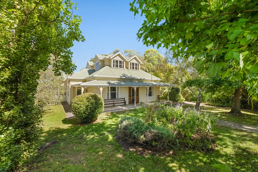 Sale 5Habitaciones Charming Lifestyle Property on the Edge of Sale