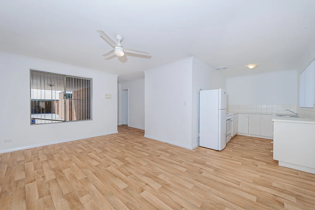 2/2 Margaret Street, Midland, WA 6056