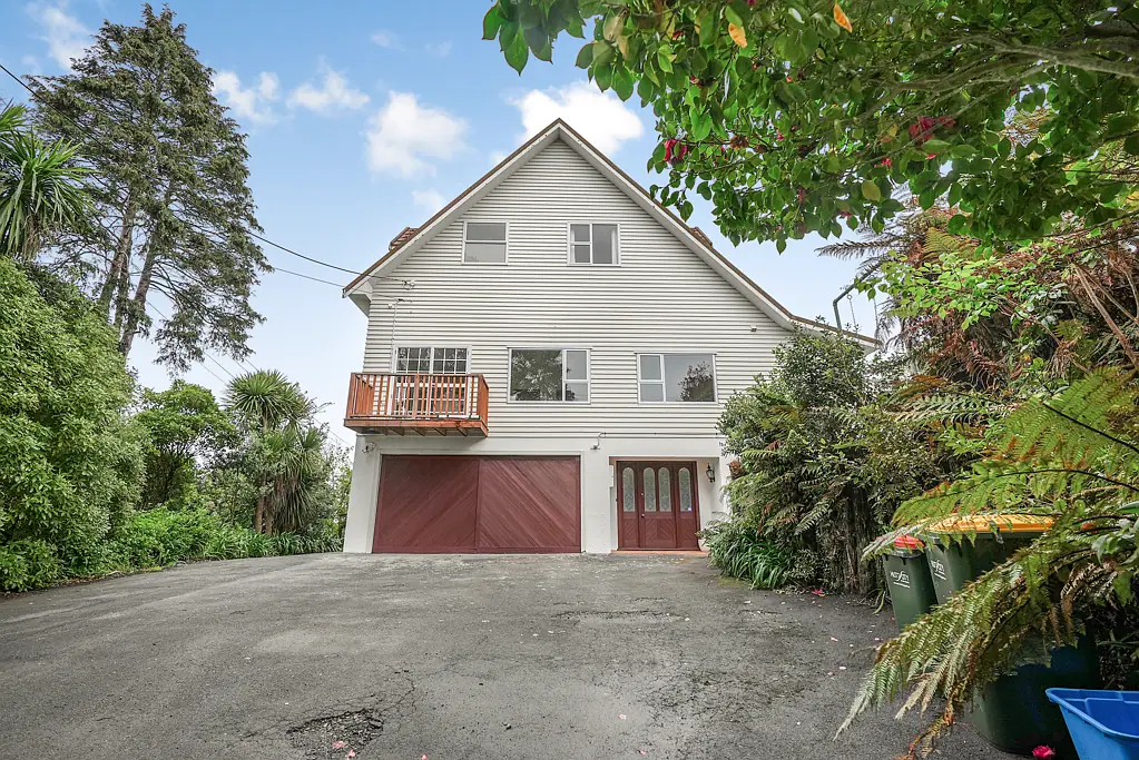 17 Hill Road, Belmont, Lower Hutt, Wellington