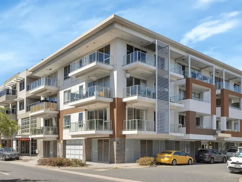 Spacious 2 Bedroom Apartment in Mawson Central