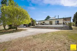 44 Earlstoun Road, Guyra