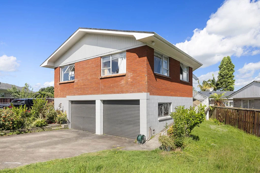 Papakura 5Kwarto Full Site 690m² - Space with room to Grow
