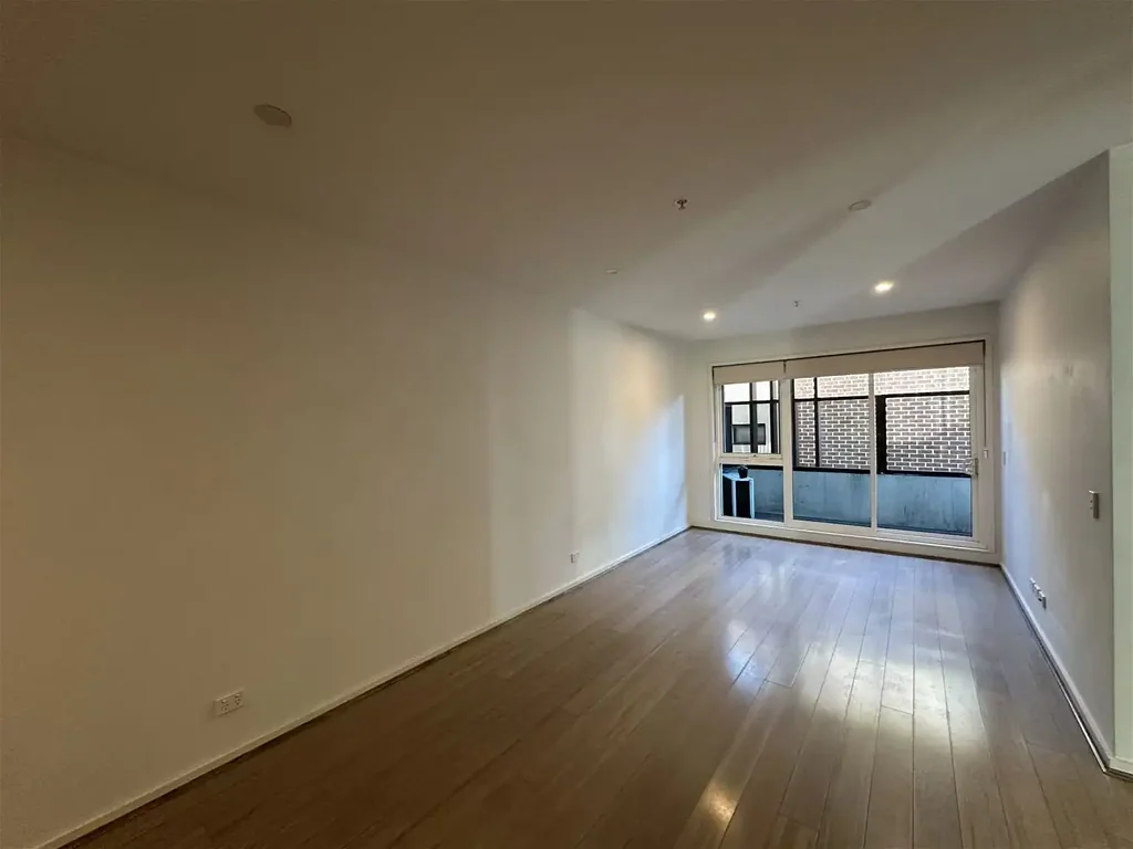 Modern Unfurnished Apartment in the Heart of Box Hill