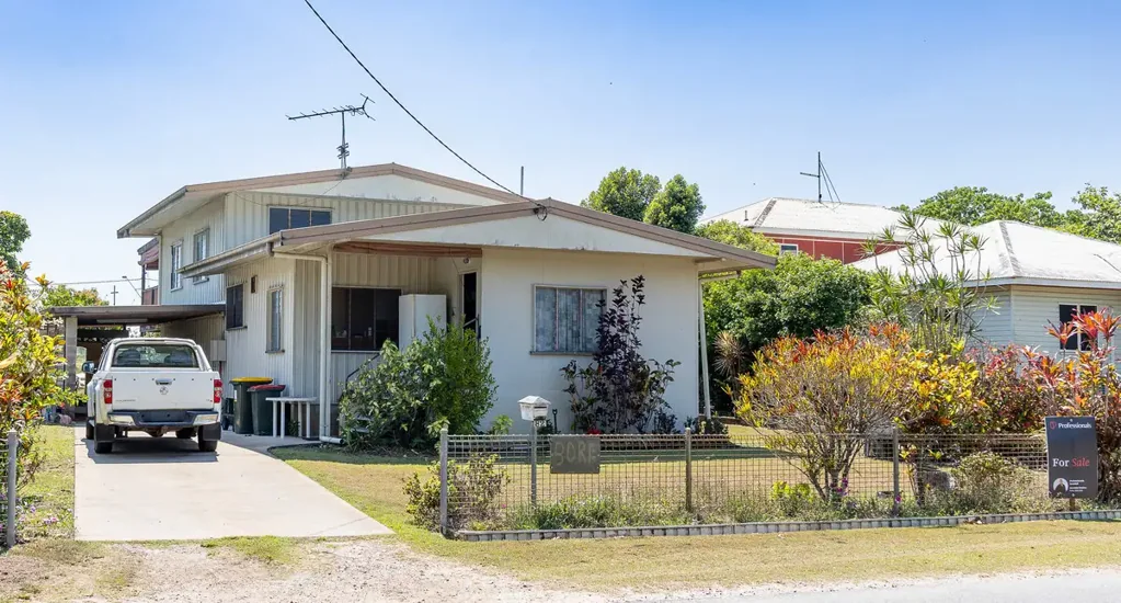 82 Bowen Street, Cardwell, QLD 4849