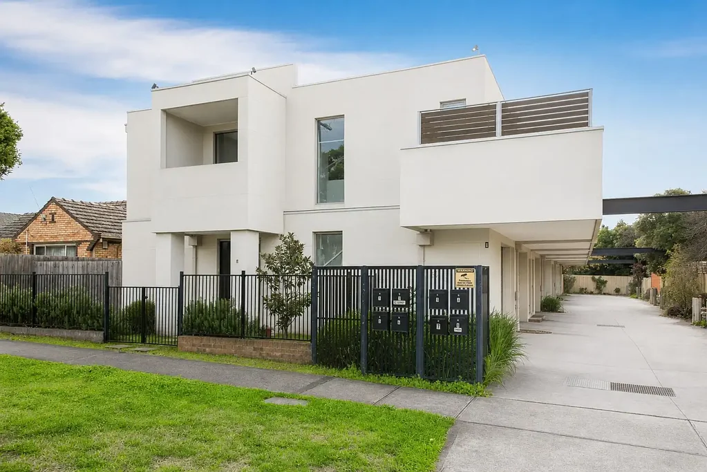 Modern Townhouse Living in the Heart of Epping
