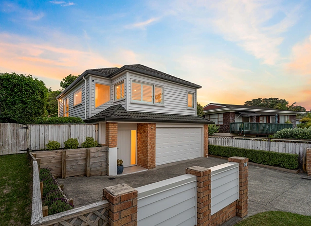 42 Ramsgate Terrace, Mairangi Bay, North Shore City