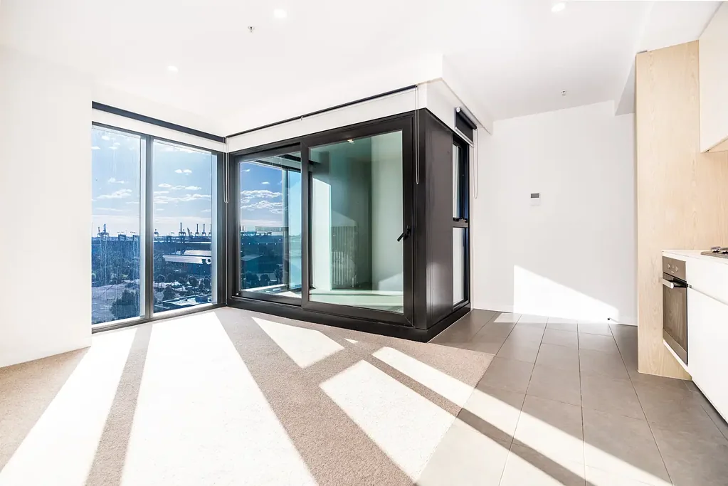 Waterfront 1 Bedroom Apartment, Free Tram Zone.
