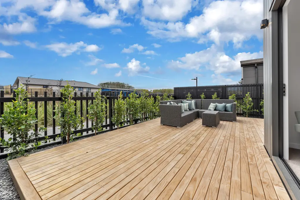 Milldale 3房  Affordable - Upmarket - Prime Location!!