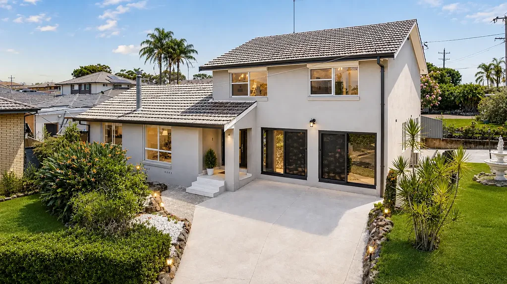 Greystanes 6房 带泳池和独立小屋的完美家庭居所 The Complete Family Package with Pool & Sleepout