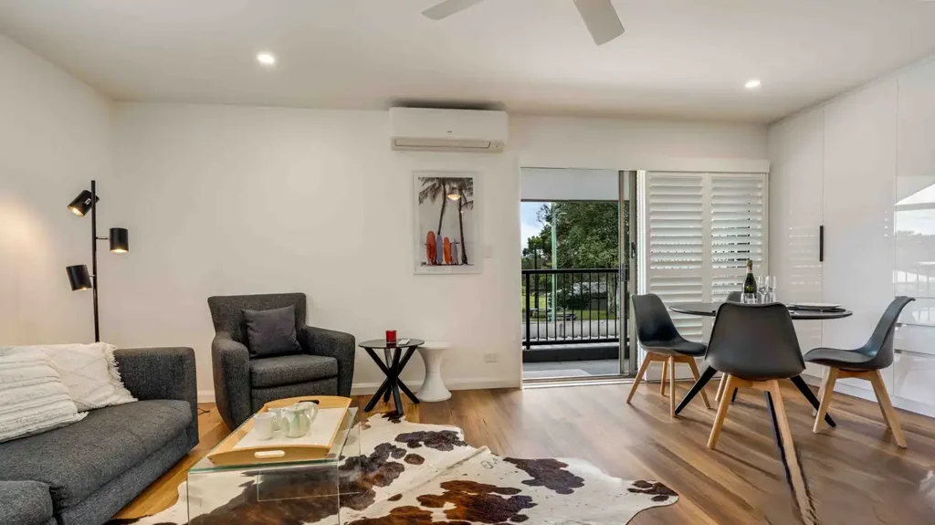 Coastal Living - 2 bedroom renovated unit in central Brunswick Heads