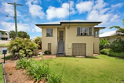 76 Goodwin Terrace, Moorooka