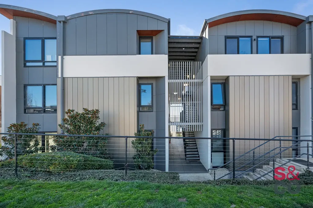 Comfortable living in the heart of Denman Prospect