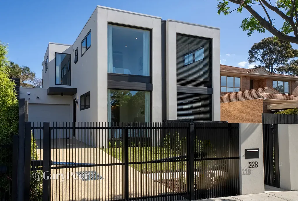 Caulfield South 4कमरा First class luxury, lifestyle & location