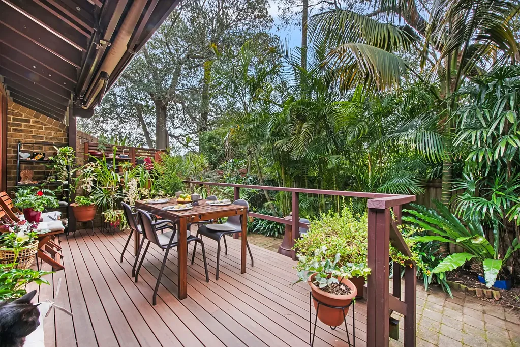 Ashfield 2 Bedroom A sun-filled Avondale townhouse with skylit loft