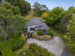 414 Kaipara Coast Highway, Helensville