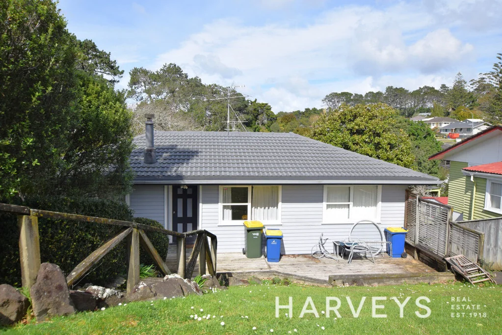 42 Crystal Avenue, Te Atatū South, Auckland