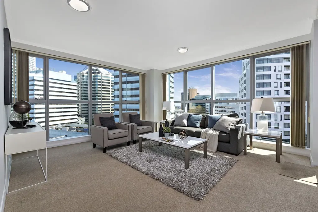 Ultra-Spacious & Modern Apartment in Prime Location ** Available 21/05/26 **