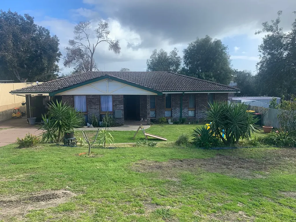 Eaton 3 Bedroom Charming Home with 6x9m Shed and Solar Power