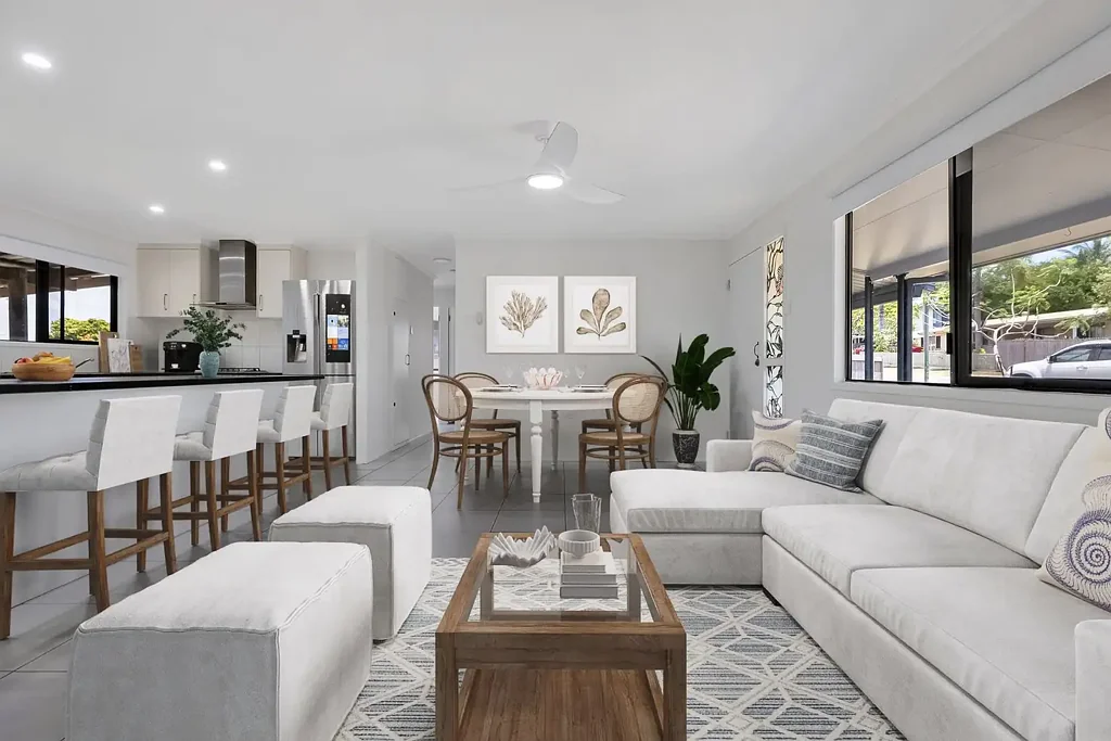 Bucasia 3房  Great investment opportunity or family home in a coastal city!