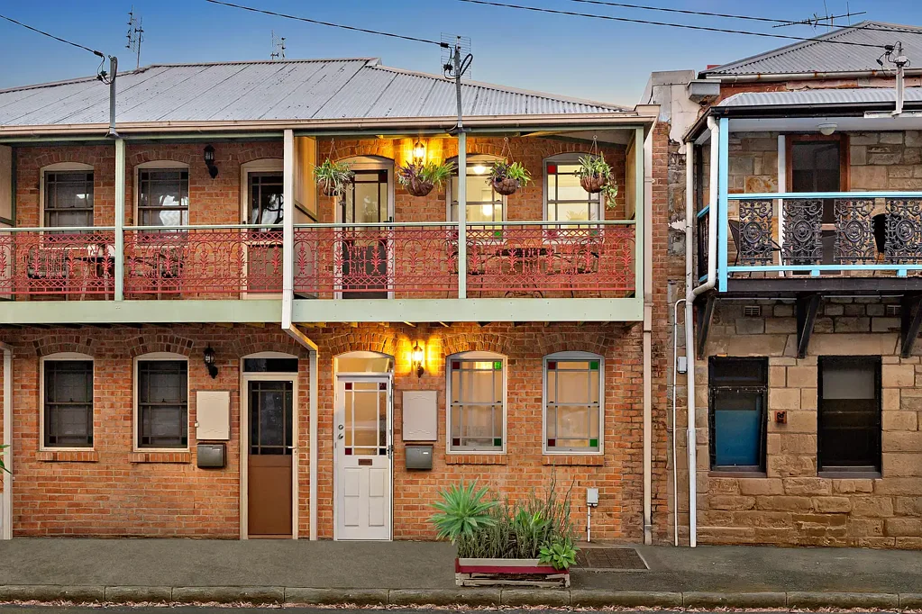 82A Laman Street, Cooks Hill, NSW 2300