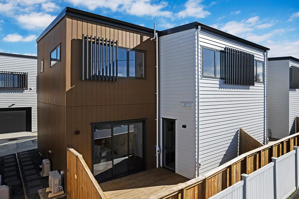 Massey 3chambre Sea Views & Style - Affordable Corner Living