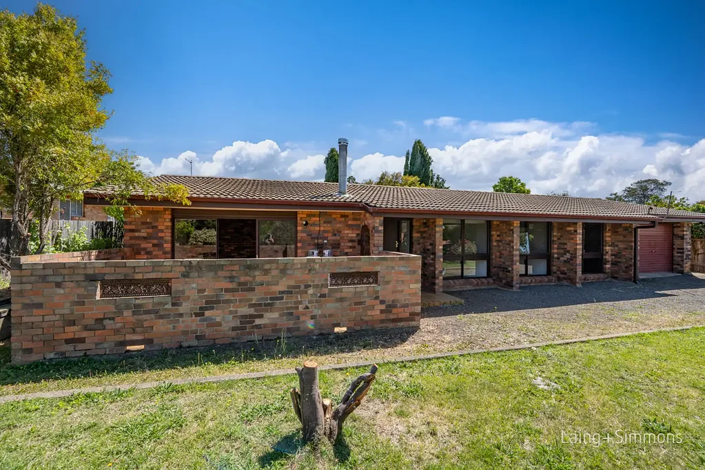 17 Murray Avenue, Armidale, NSW 2350