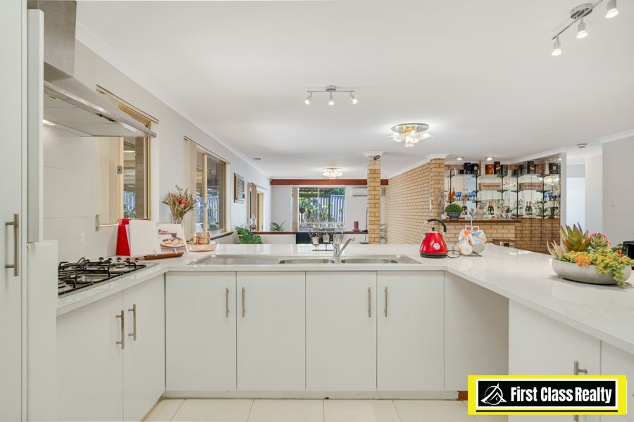 24 PENSHURST ST, MARANGAROO WA 6064, 0房, 0浴, House