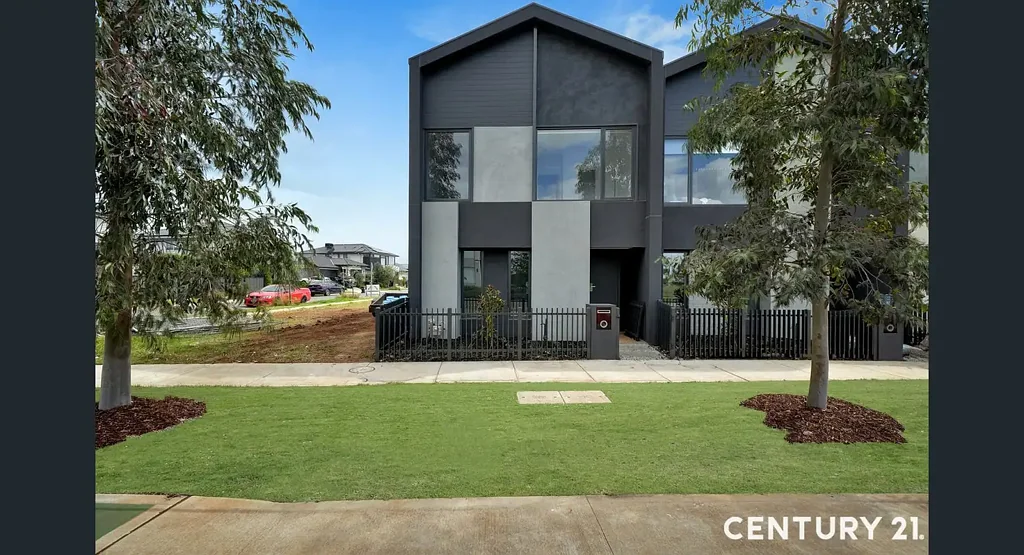 Modern 4-Bedroom Home Available for Lease in Truganina