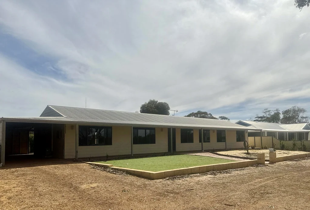 17 Coronation street, Cunderdin, WA 6407