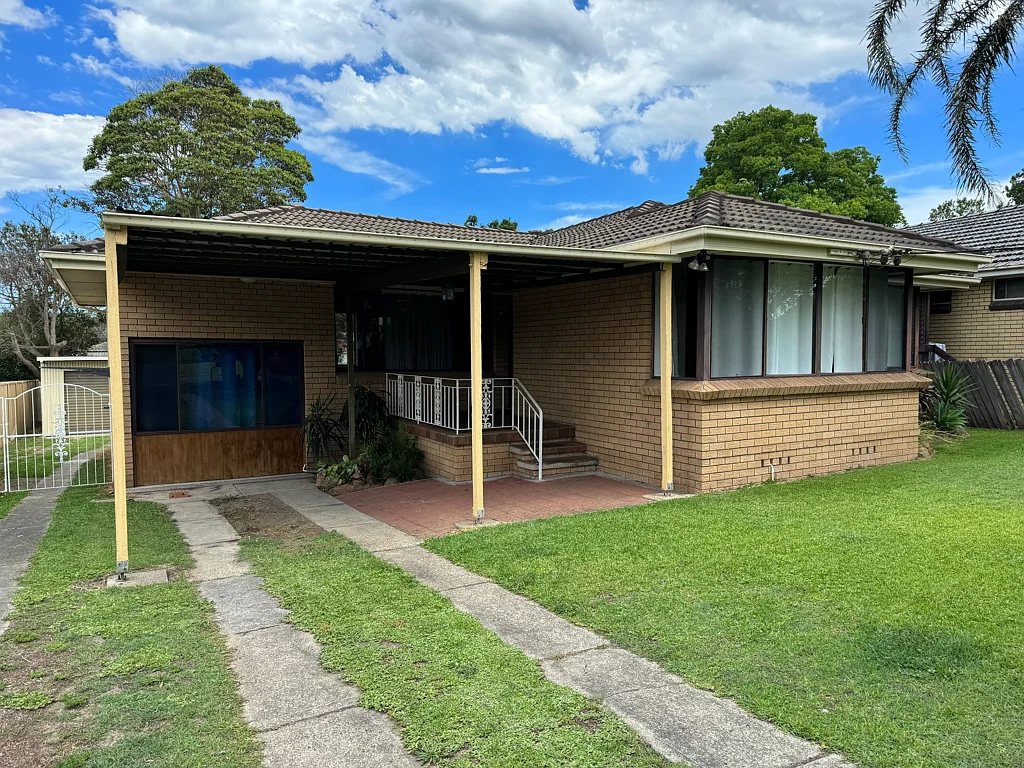 3 BEDROOM FAMILY HOME