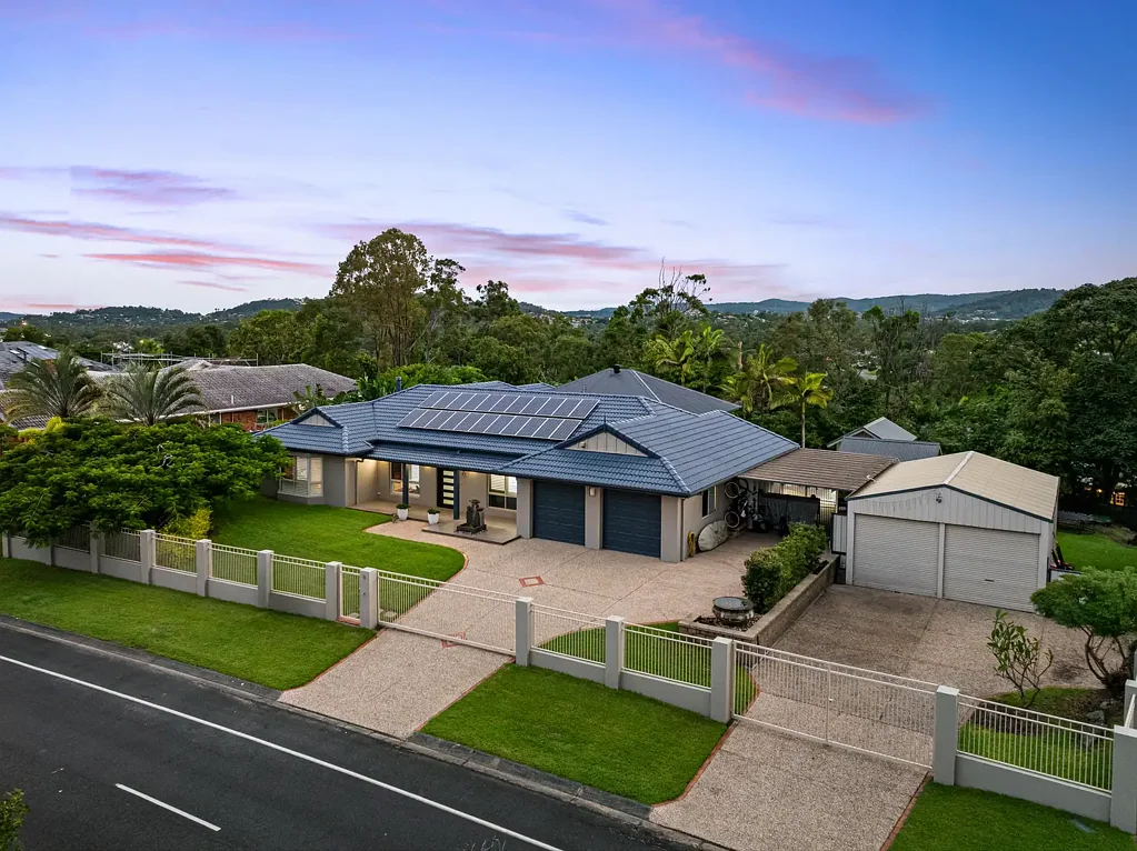 8 Oregon Way, Oxenford, QLD 4210