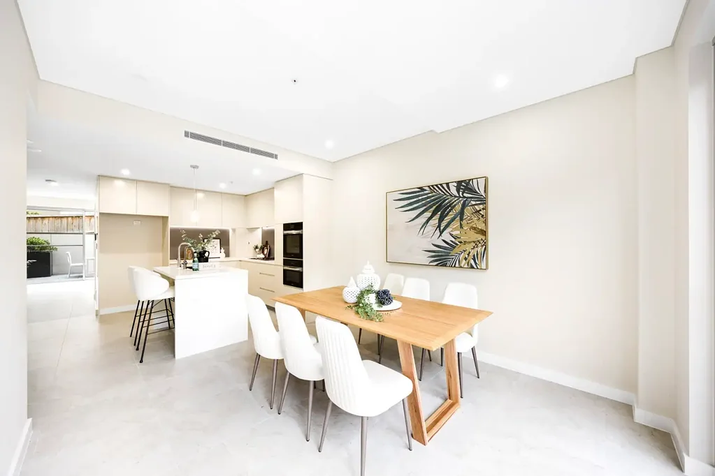 Pymble 4ਬੈੱਡਰੂਮ Newly Built, Secure, and Stylish Townhome With Private Lift Enjoying Pymble Parkside Convenience