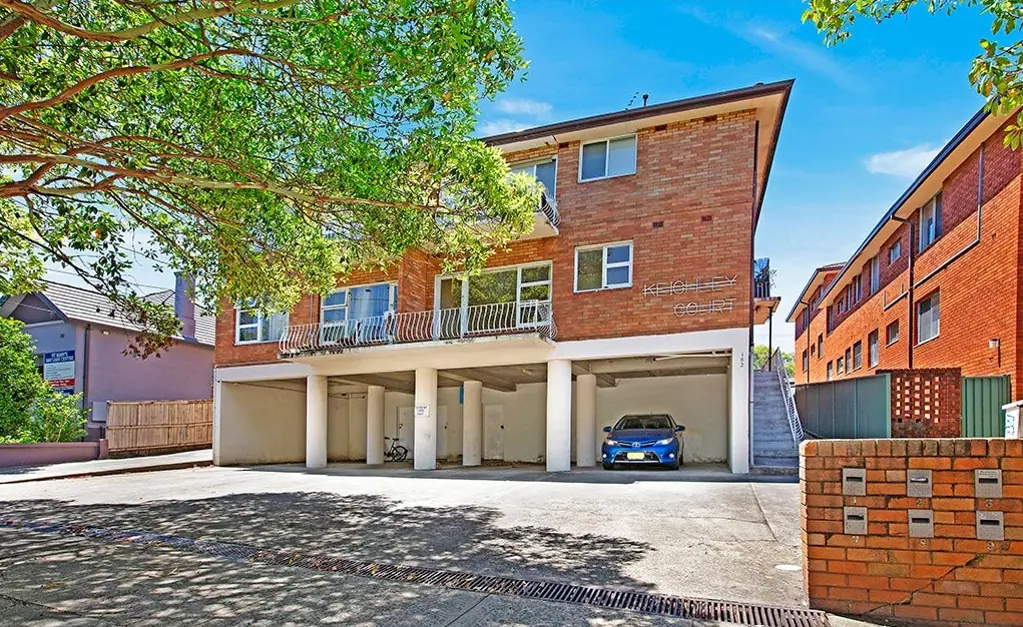 2/152 Queen Victoria Street, Bexley, NSW 2207