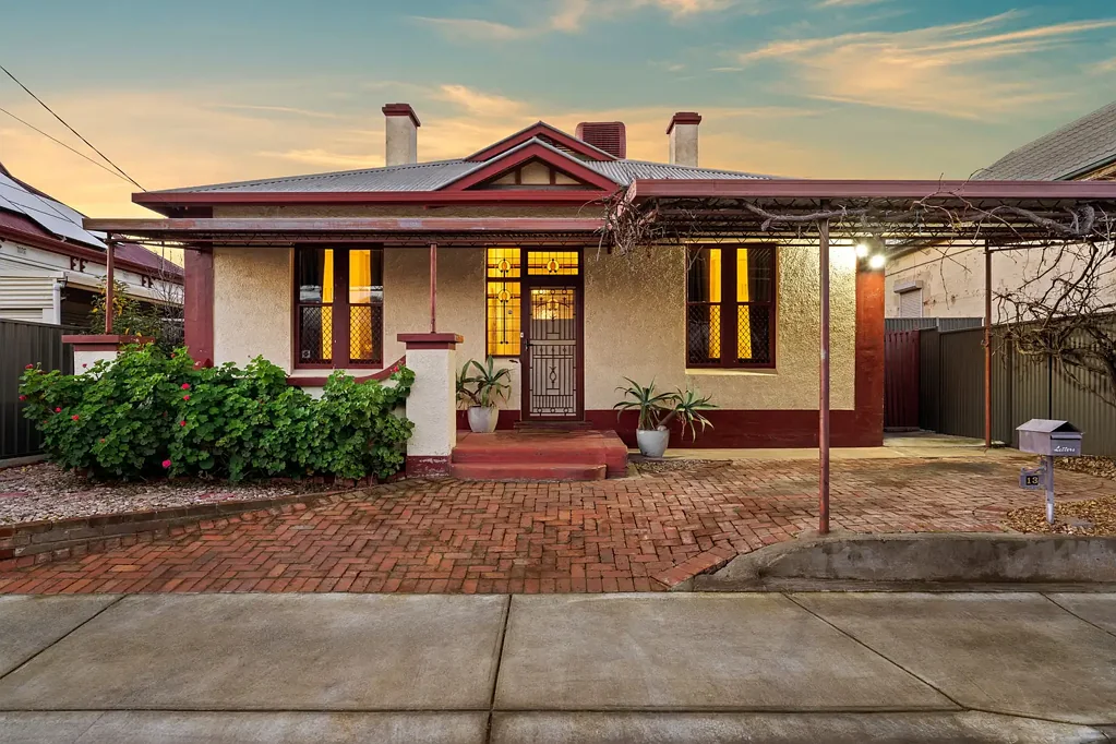 Rosewater 4Habitaciones A Classic 1920s Canvas Ready for Its Next Era