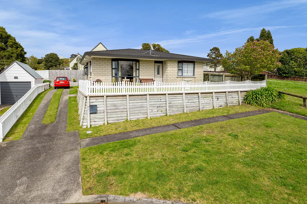 2/11 Te Ngaere Place, Merrilands, New Plymouth, Taranaki