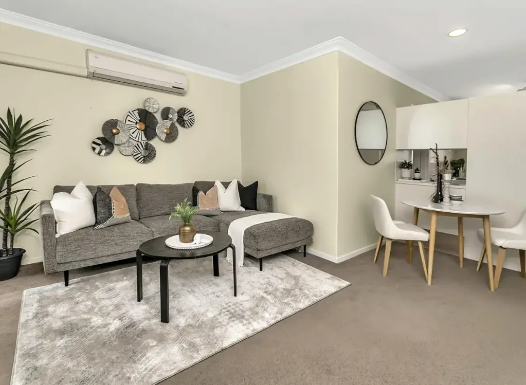 Convenient Living in the Heart of Innaloo!
