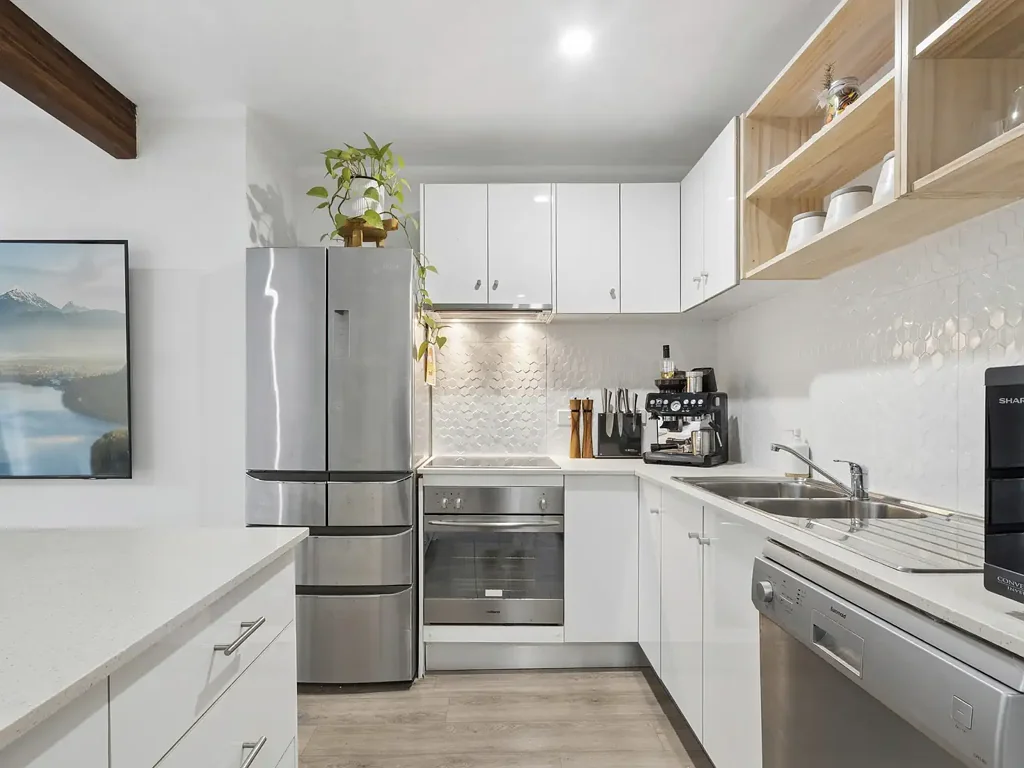 Labrador 1Kwarto DELIGHTFUL RENOVATED GROUND FLOOR TERRACE