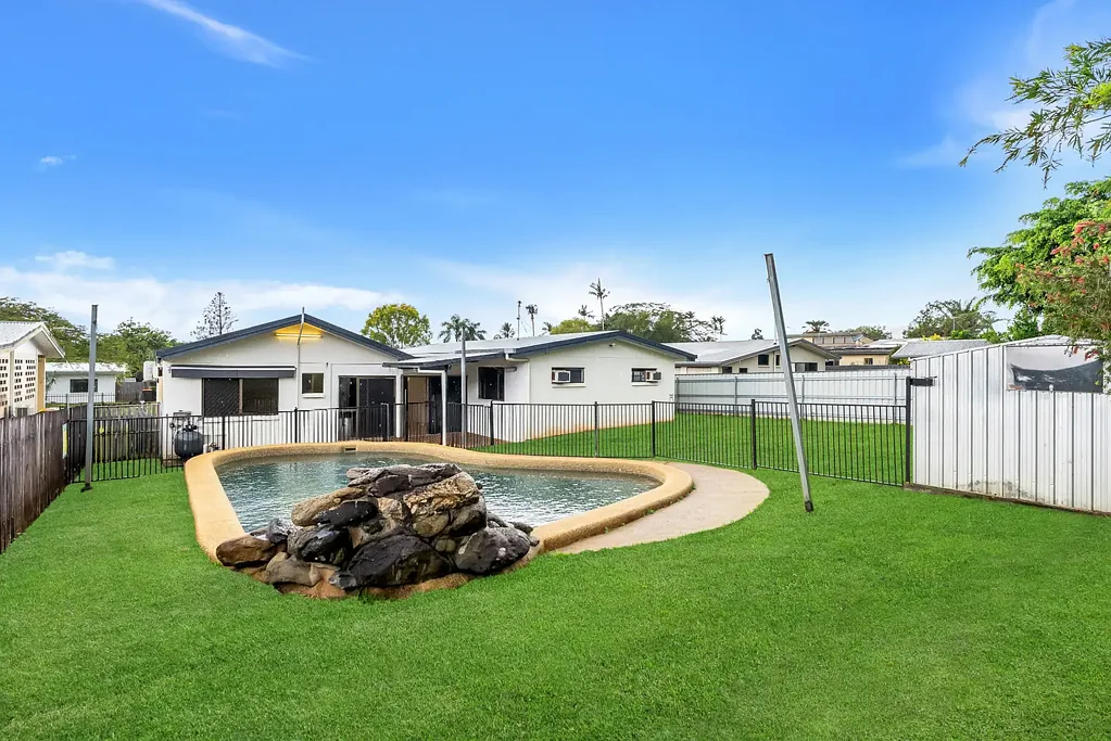 5 Mywee Street, Bayview Heights, QLD 4868