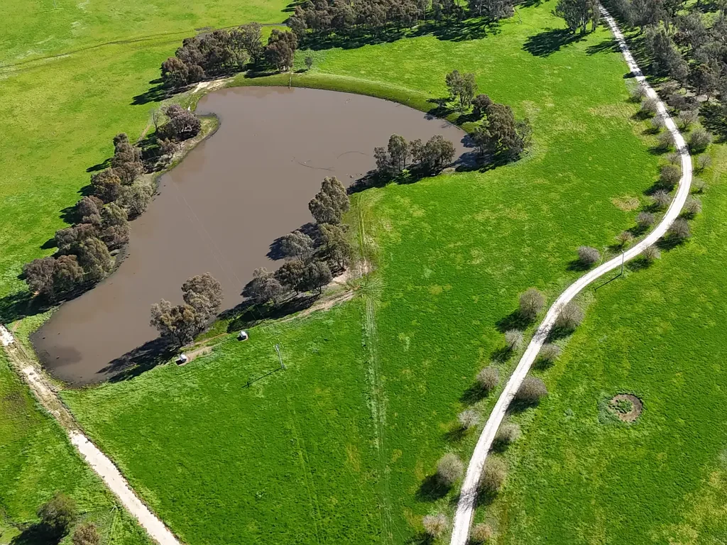 Seymour 'Nalinga' - an iconic, versatile, productive and tranquil farming estate, 100 kms, 1 hour north of Melbourne. Fantastic location with vast potential.