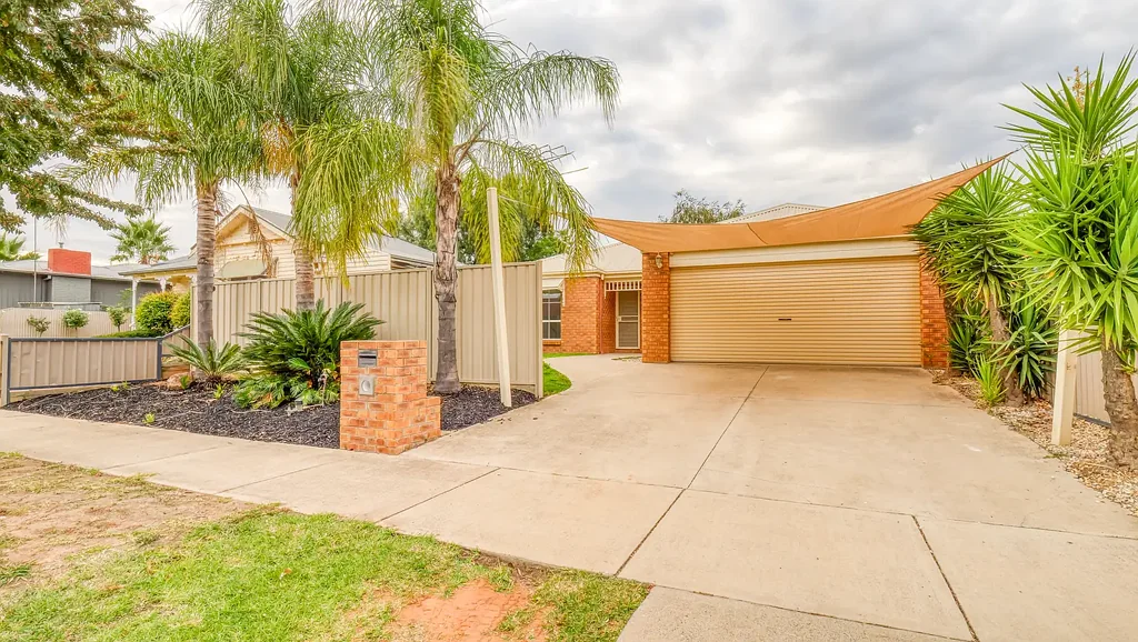 62 Carr Crescent, Mooroopna, VIC 3629