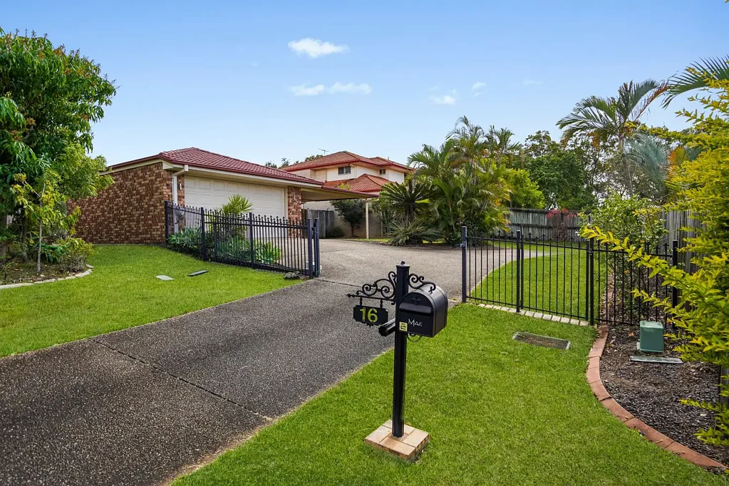 Kallangur 4Kwarto Private Family Living - Our Sellers Are Ready to Sell!