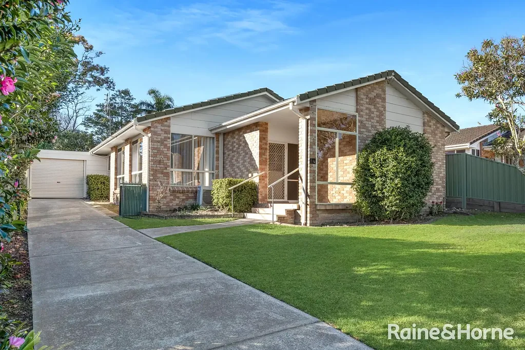 14 Pyree Street, Greenwell Point, NSW 2540