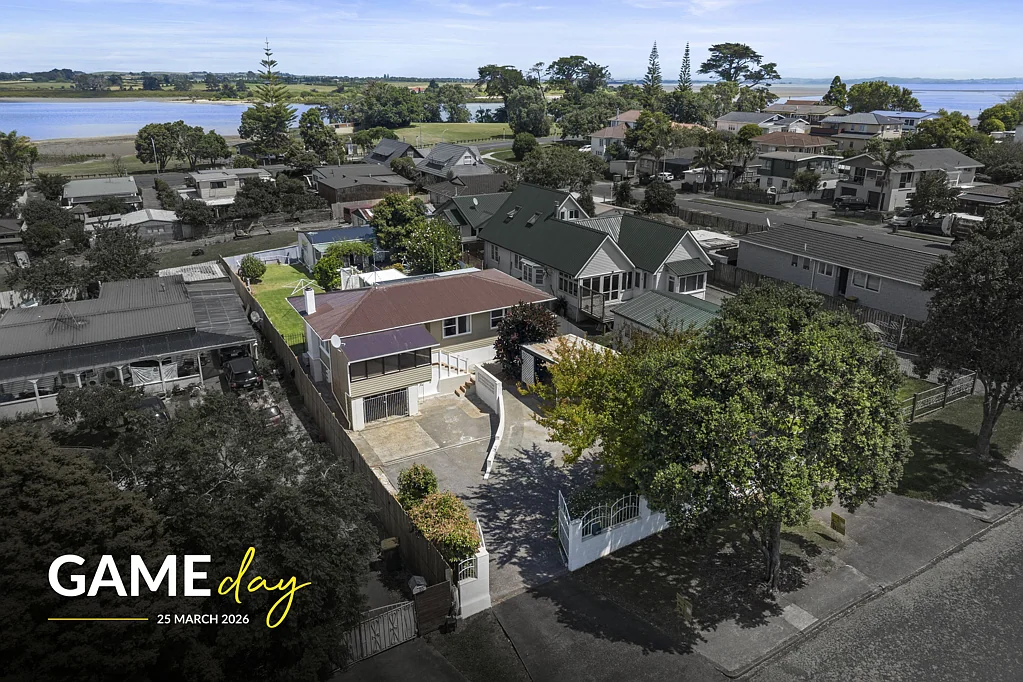 22 Mcinnes Road, Weymouth, Manukau City, Auckland