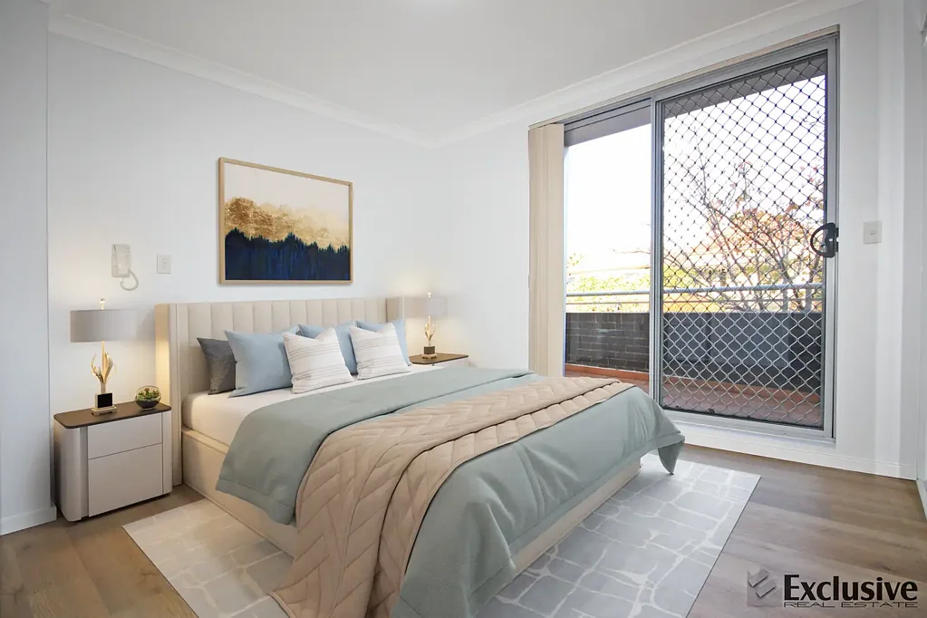 Renovated spacious studios in Petersham