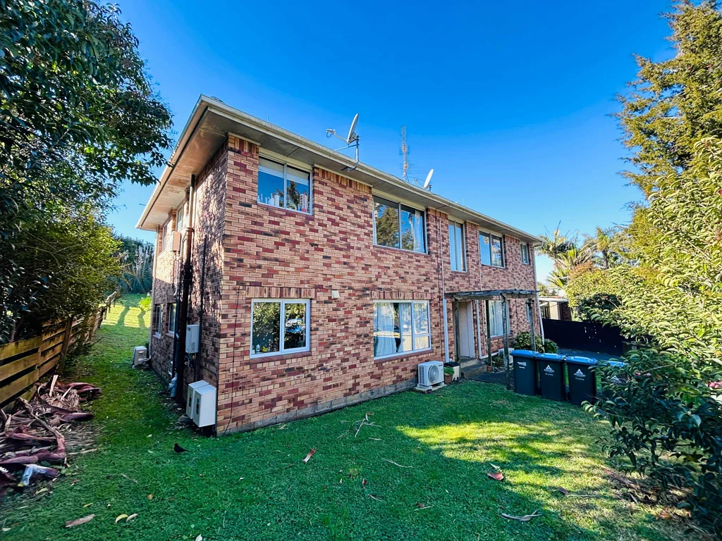 Two Bedroom Upstairs Unit