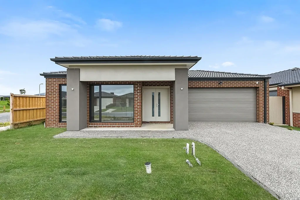 QUALITY, SIZE AND LOCATION - 4 BEDROOMS