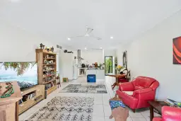 8/72-76 Digger Street, Cairns North