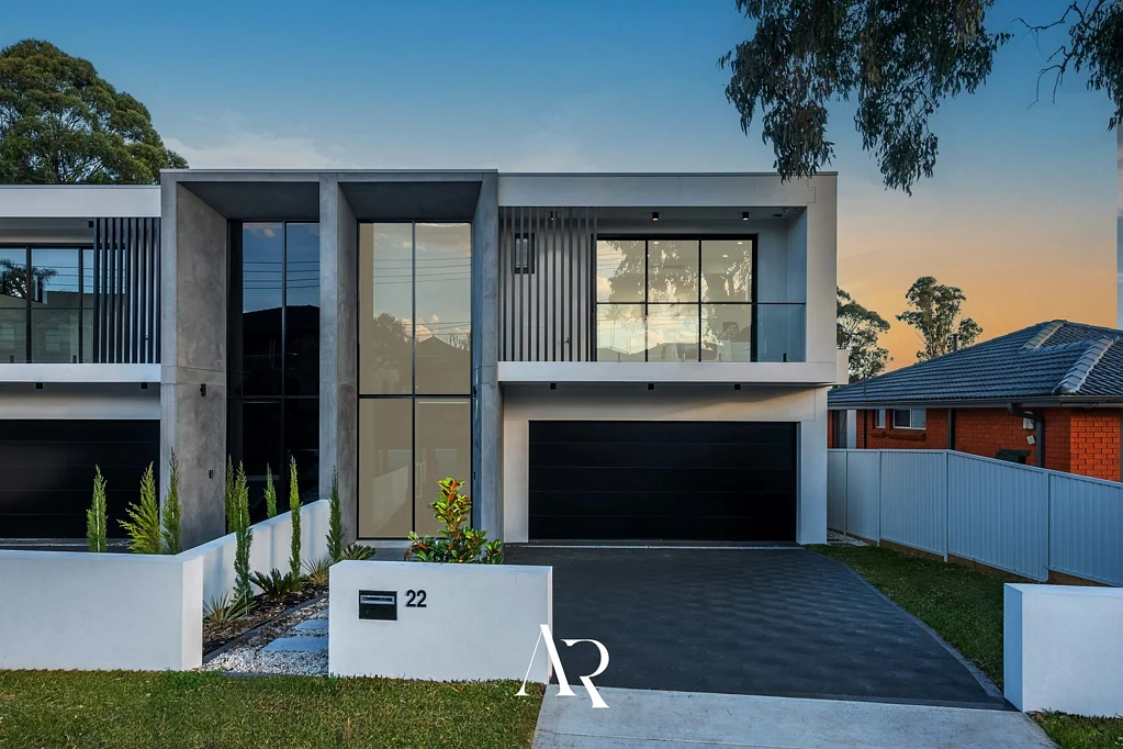 22B Universal Avenue, Georges Hall, NSW 2198