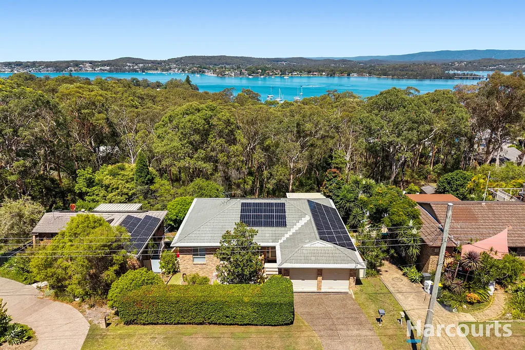83 The Ridgeway, Bolton Point, NSW 2283